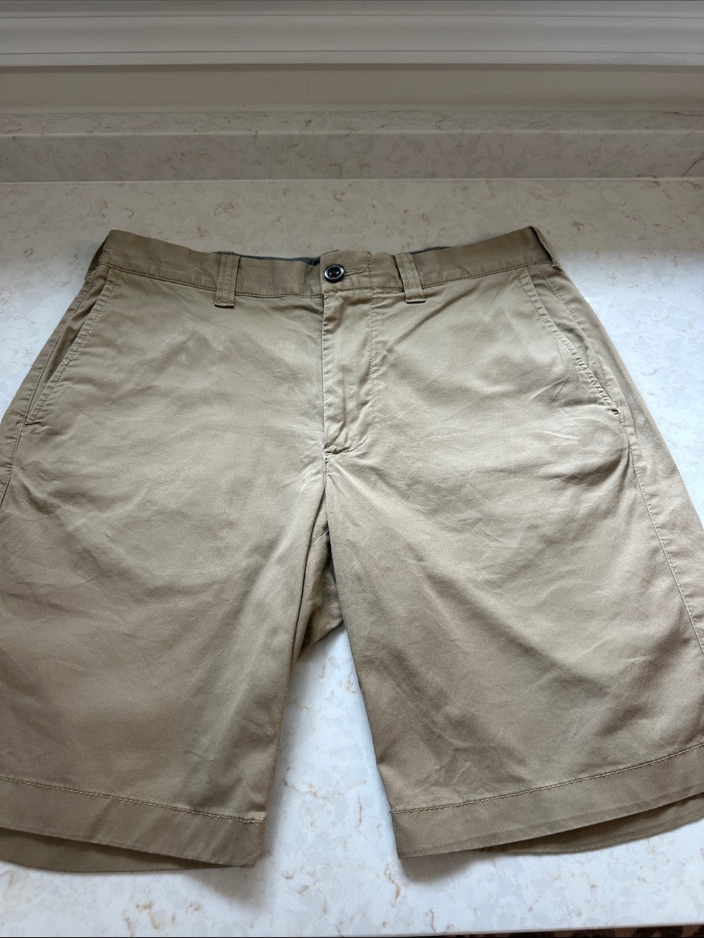 Men's Khaki Casual Shorts - Classic Fit